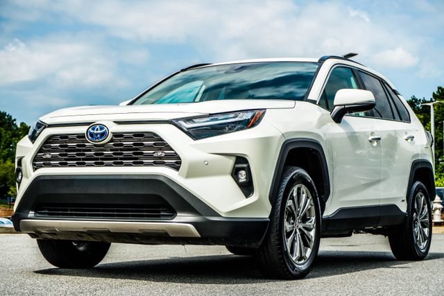 Used 2022 Toyota RAV4 Limited AWD/4WD image 8