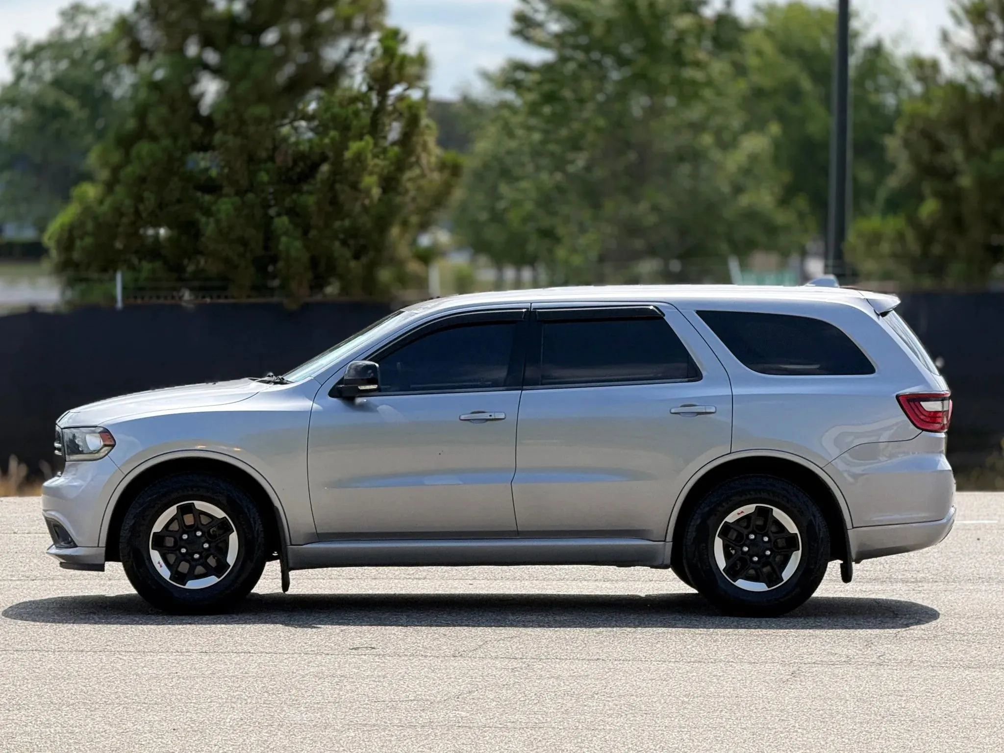 Used 2015 Dodge Durango Limited w/ Blacktop Package AWD/4WD image 8