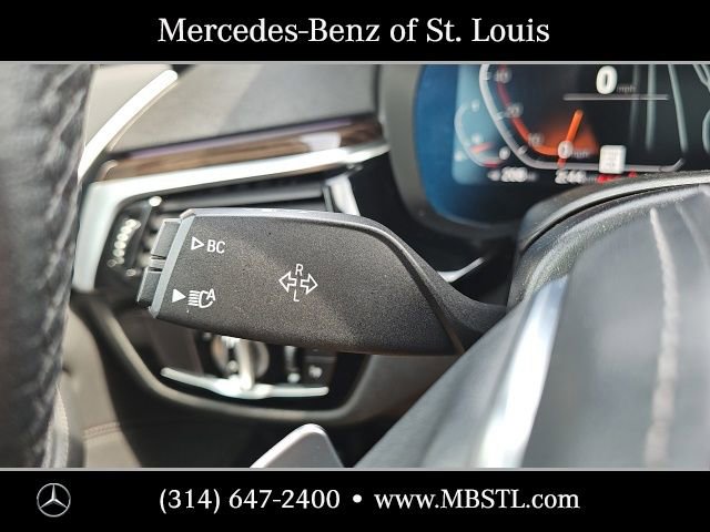 Used 2021 BMW 530i xDrive w/ Premium Package image 22