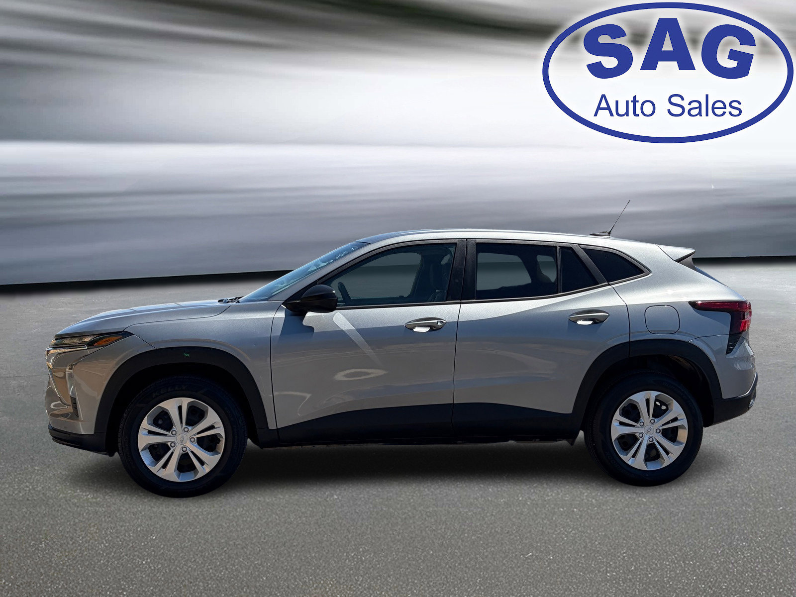 Used 2025 Chevrolet Trax LS image 7