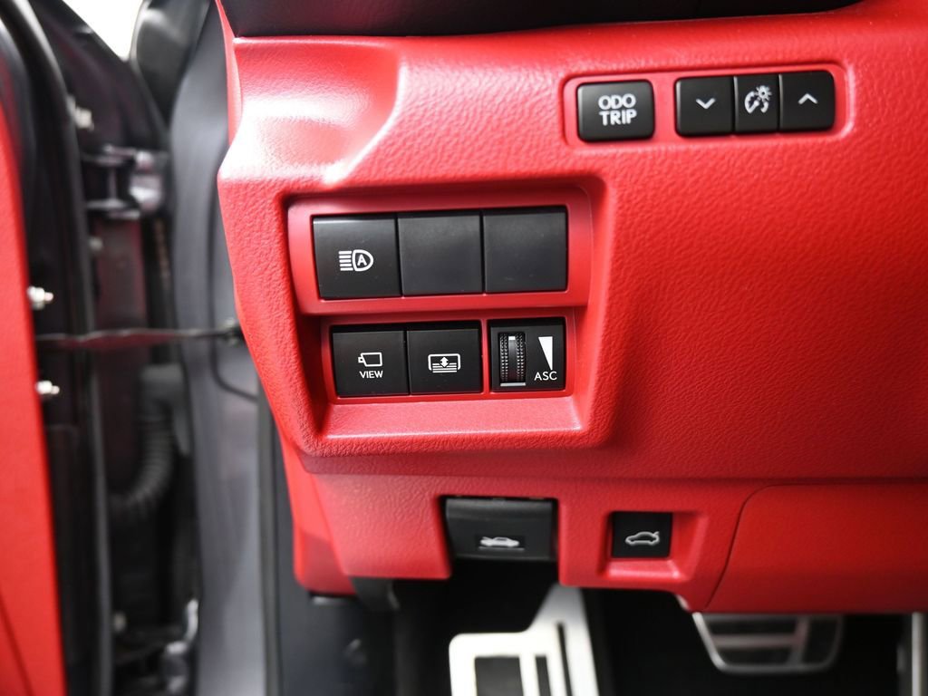 Used 2024 Lexus IS 500 image 34