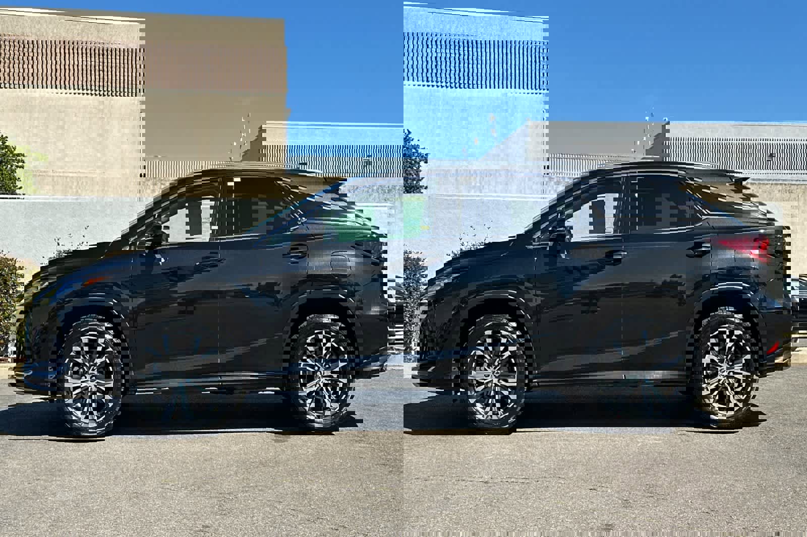 Certified 2022 Lexus RX 350 FWD w/ Premium Package image 9