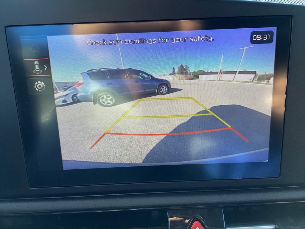 Used 2025 Kia Niro LX FWD image 21
