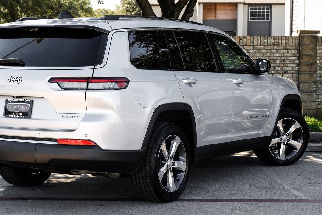 Used 2021 Jeep Grand Cherokee L Limited w/ Luxury Tech Group II image 18