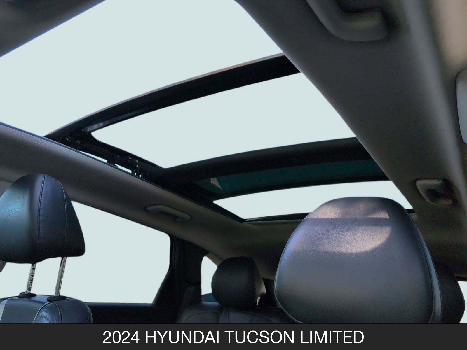 Used 2024 Hyundai Tucson Limited image 23