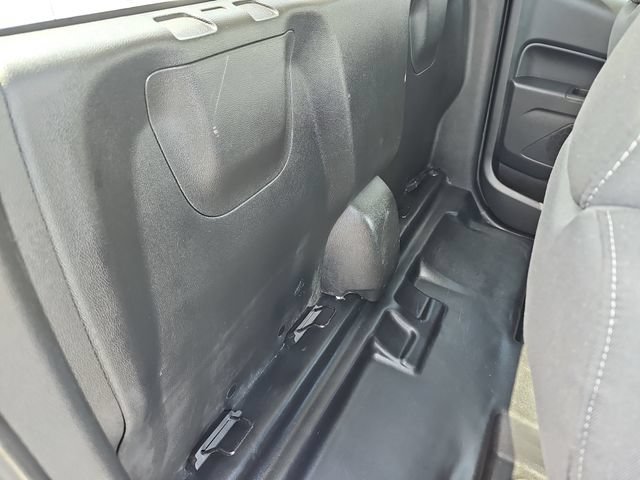 Used 2022 Chevrolet Colorado LT w/ Fleet Safety Package RWD image 11