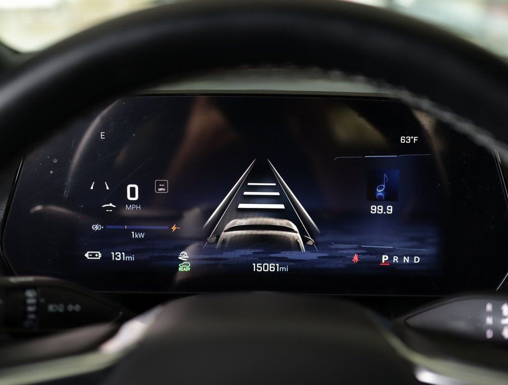 Used 2024 Chevrolet Equinox EV LT image 12