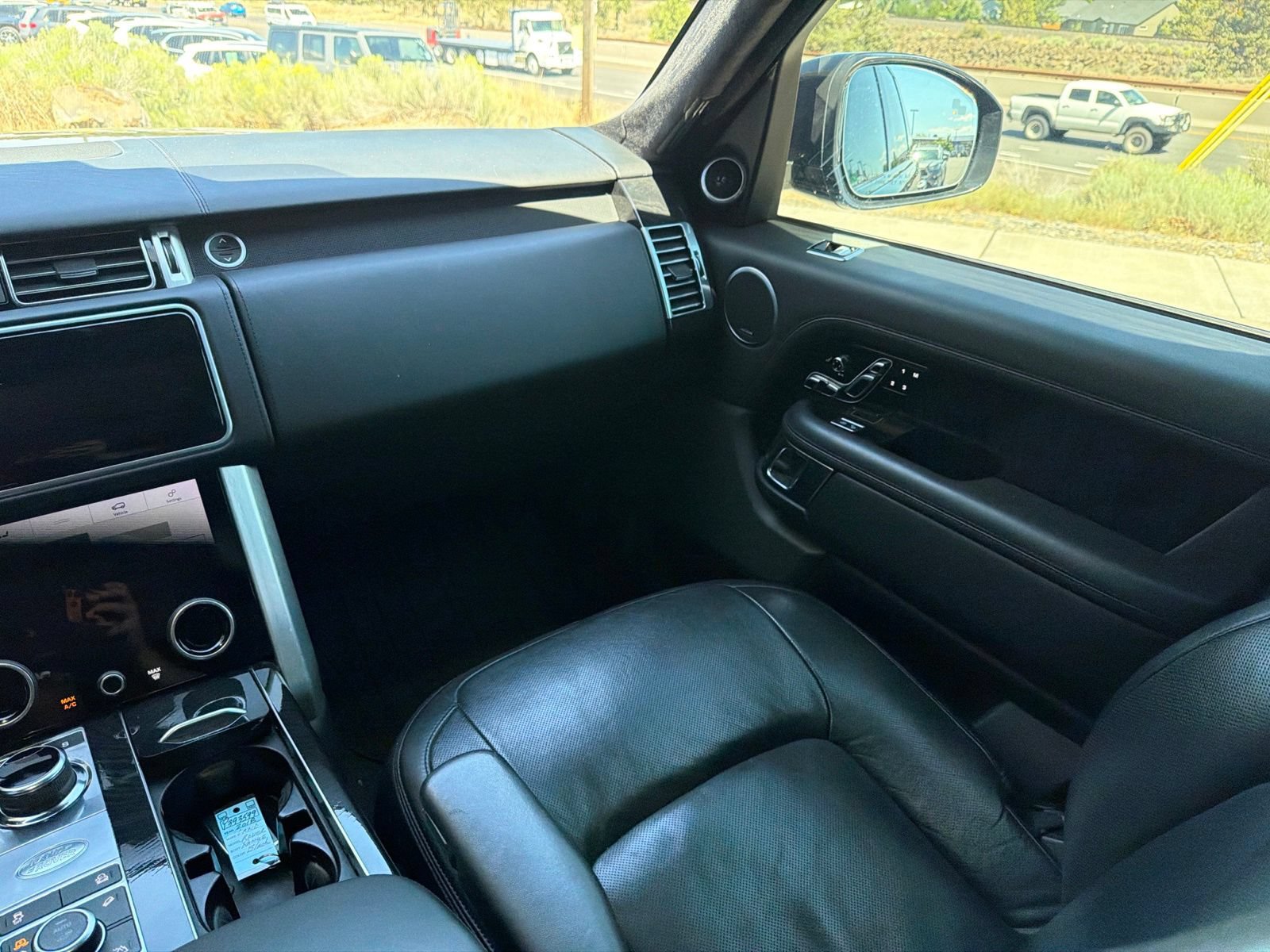 Used 2018 Land Rover Range Rover Autobiography AWD/4WD image 13