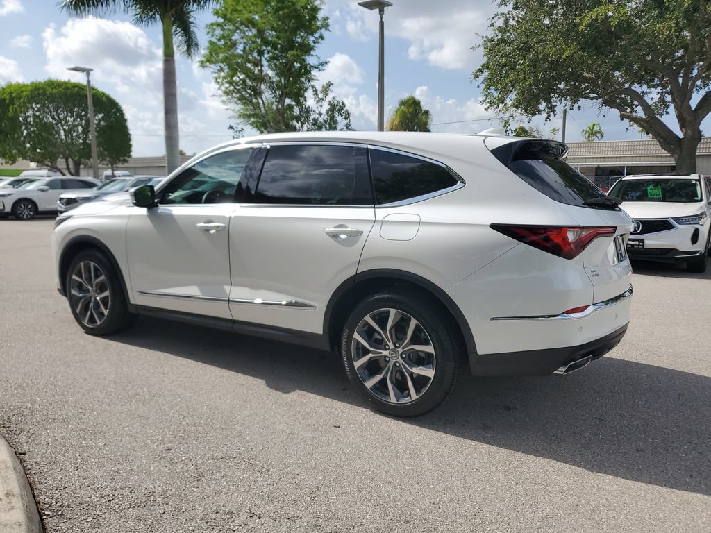Certified 2023 Acura MDX FWD w/ Technology Package image 7