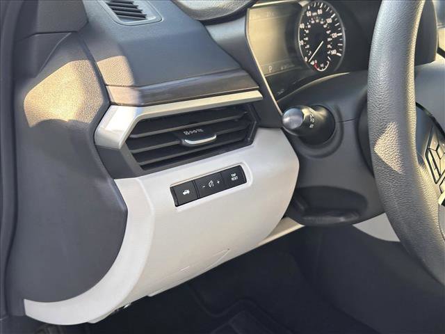Used 2024 Nissan Altima 2.5 SV image 18