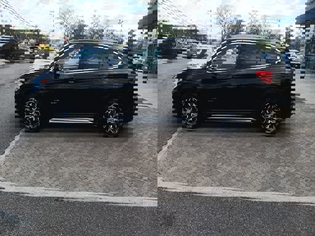 Used 2018 BMW X1 xDrive28i image 3