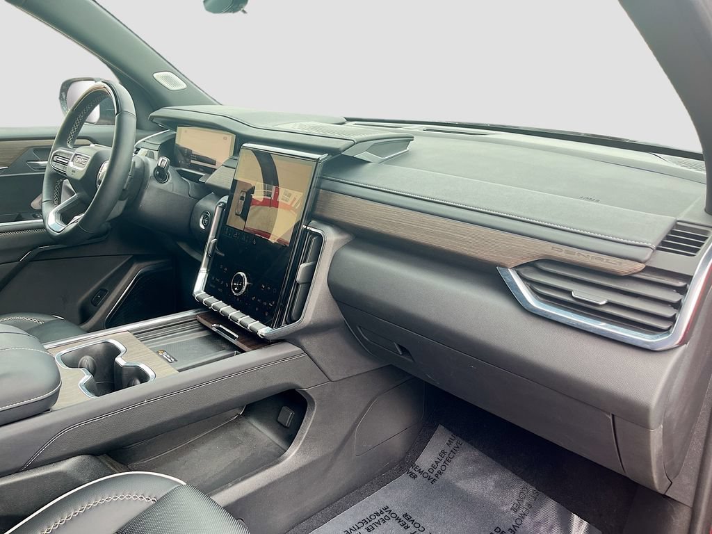 Used 2025 GMC Acadia Denali w/ Super Cruise Package AWD/4WD image 32