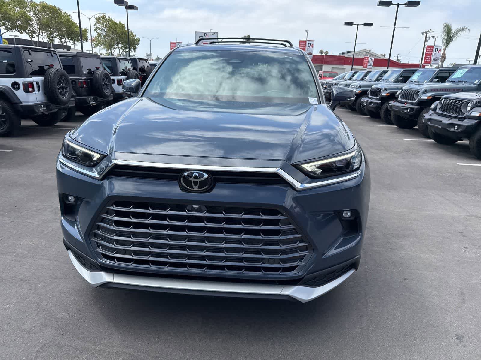 Used 2025 Toyota Grand Highlander AWD Hybrid image 5