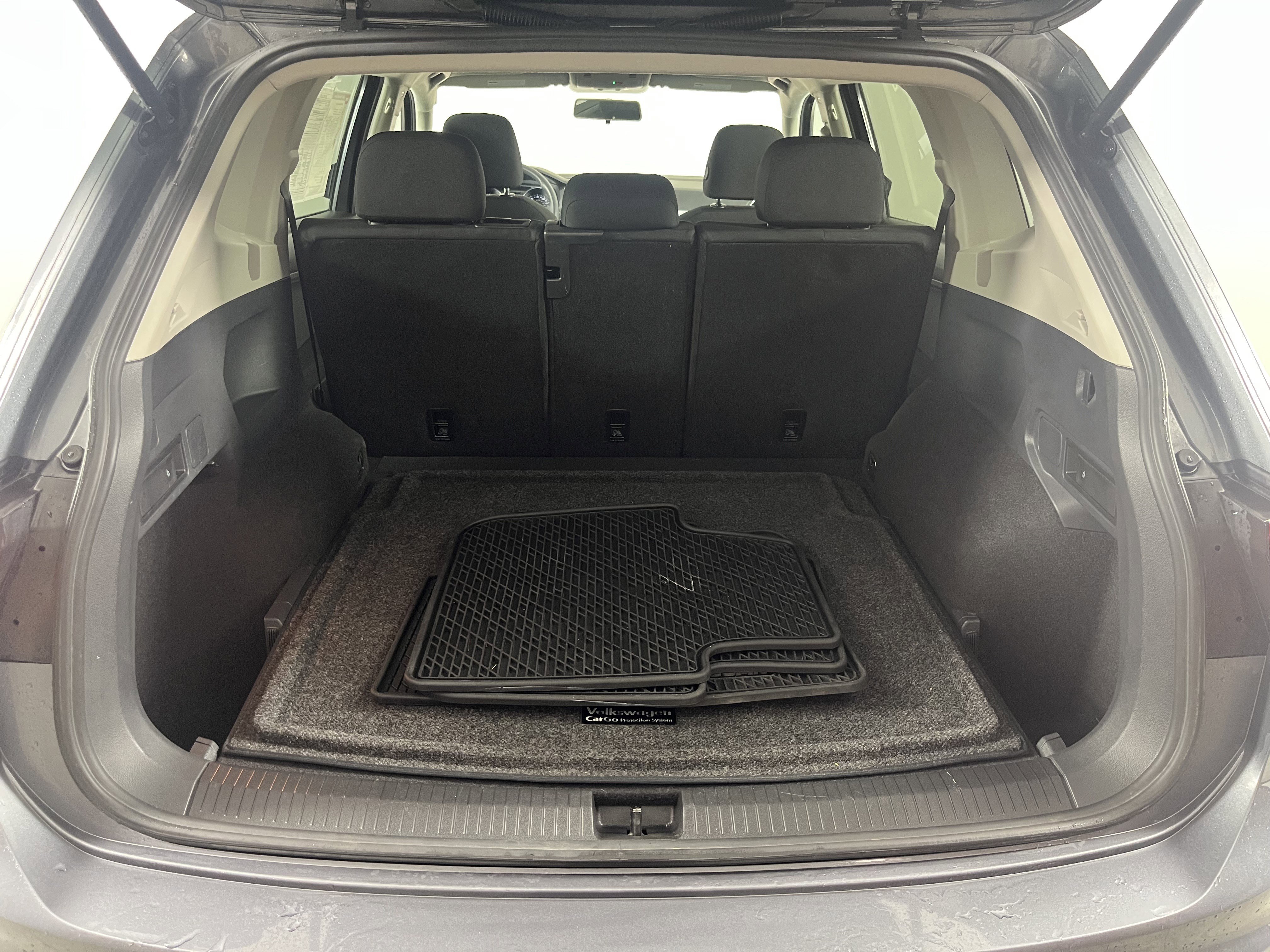 Used 2021 Volkswagen Tiguan S image 27