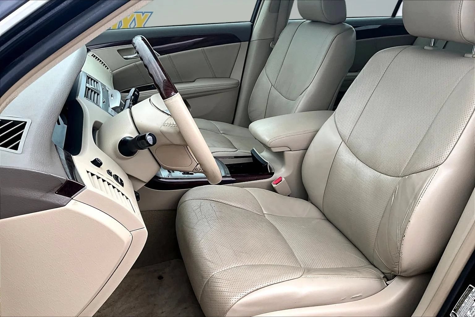 Used 2008 Toyota Avalon FWD image 26