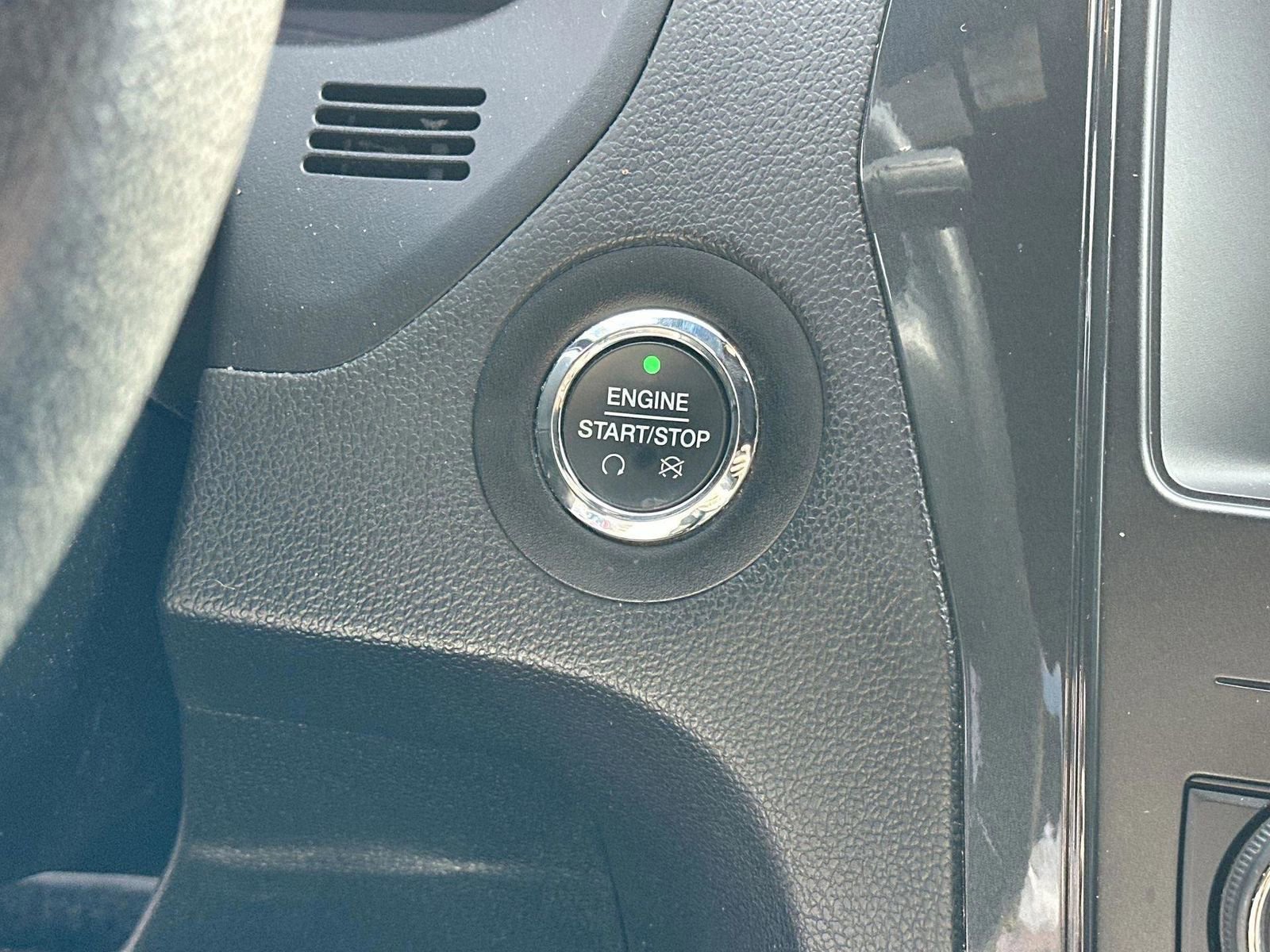 Used 2019 Ford Explorer XLT w/ Equipment Group 201A FWD image 29