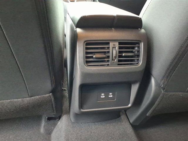 New 2026 Nissan Rogue SV image 28