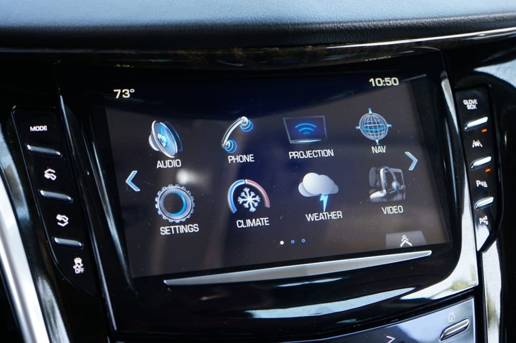 Used 2018 Cadillac Escalade ESV Premium Luxury image 32