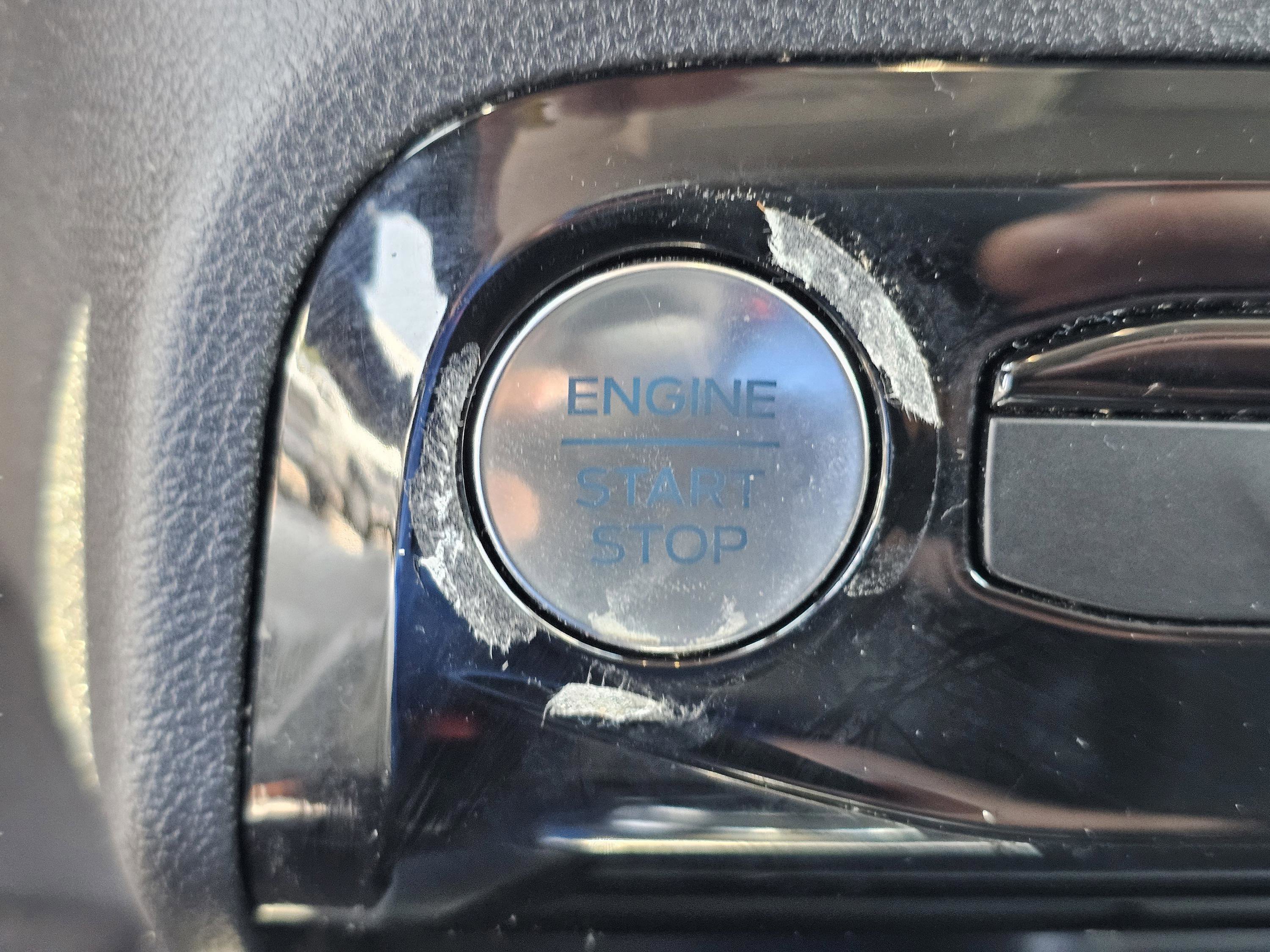 Used 2025 Ford Escape Active w/ Tech Pack #1 FWD image 24