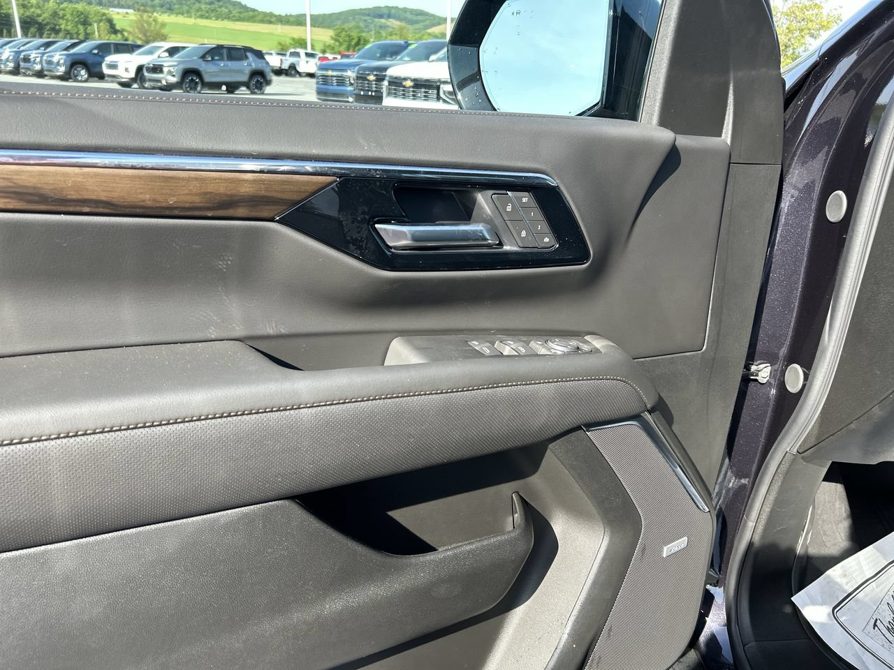 New 2026 Chevrolet Tahoe High Country w/ Sun And Tow Package AWD/4WD image 20