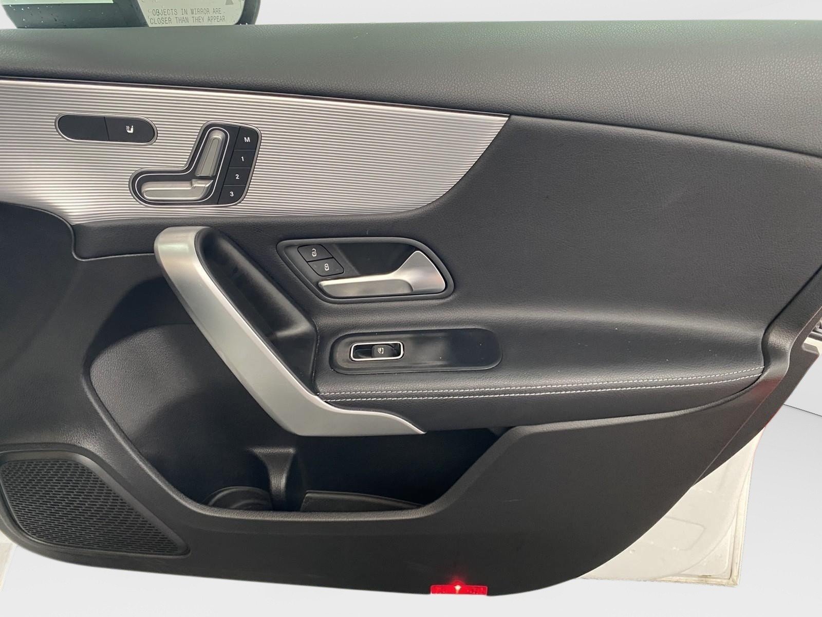 Used 2019 Mercedes-Benz A 220 image 7