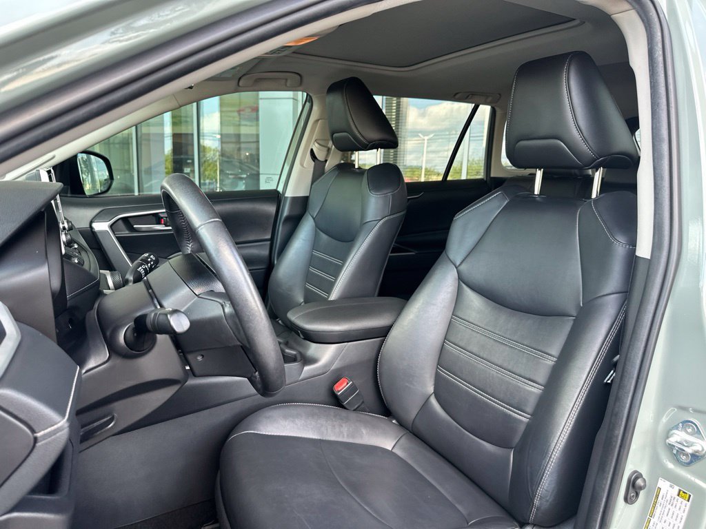 Certified 2019 Toyota RAV4 XLE Premium w/ Advanced Technology Package FWD image 9