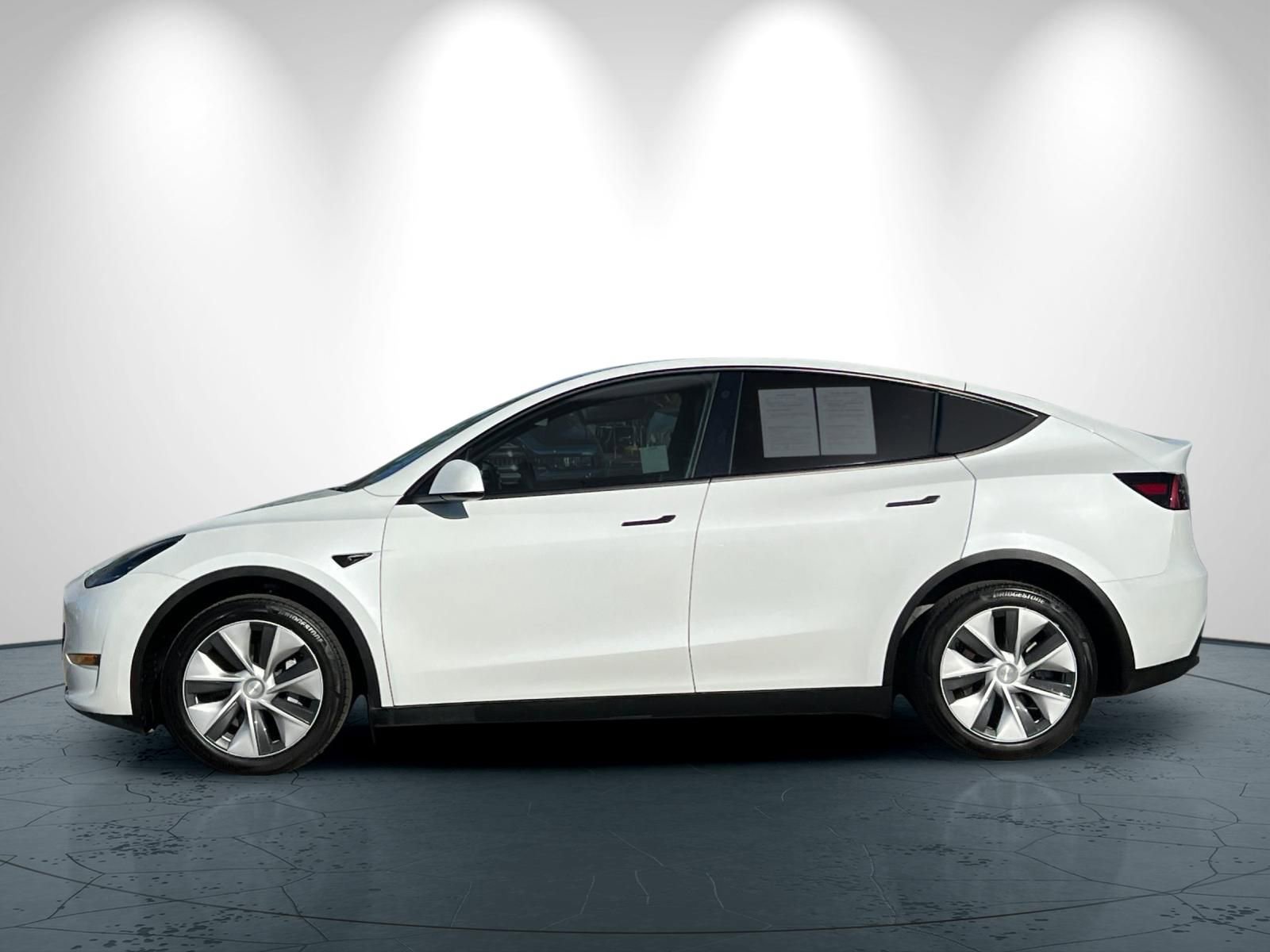 Used 2023 Tesla Model Y Long Range image 7