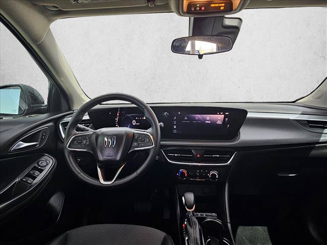Used 2025 Buick Encore GX Preferred FWD image 17