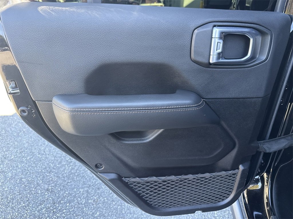 Used 2023 Jeep Wrangler Unlimited Rubicon 392 w/ Trailer Tow Package image 29