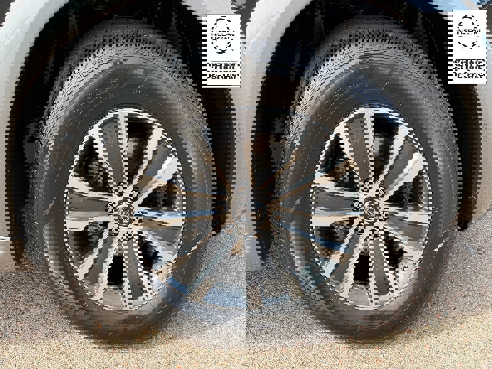 Certified 2020 Nissan Armada SL w/ Premium Package image 11