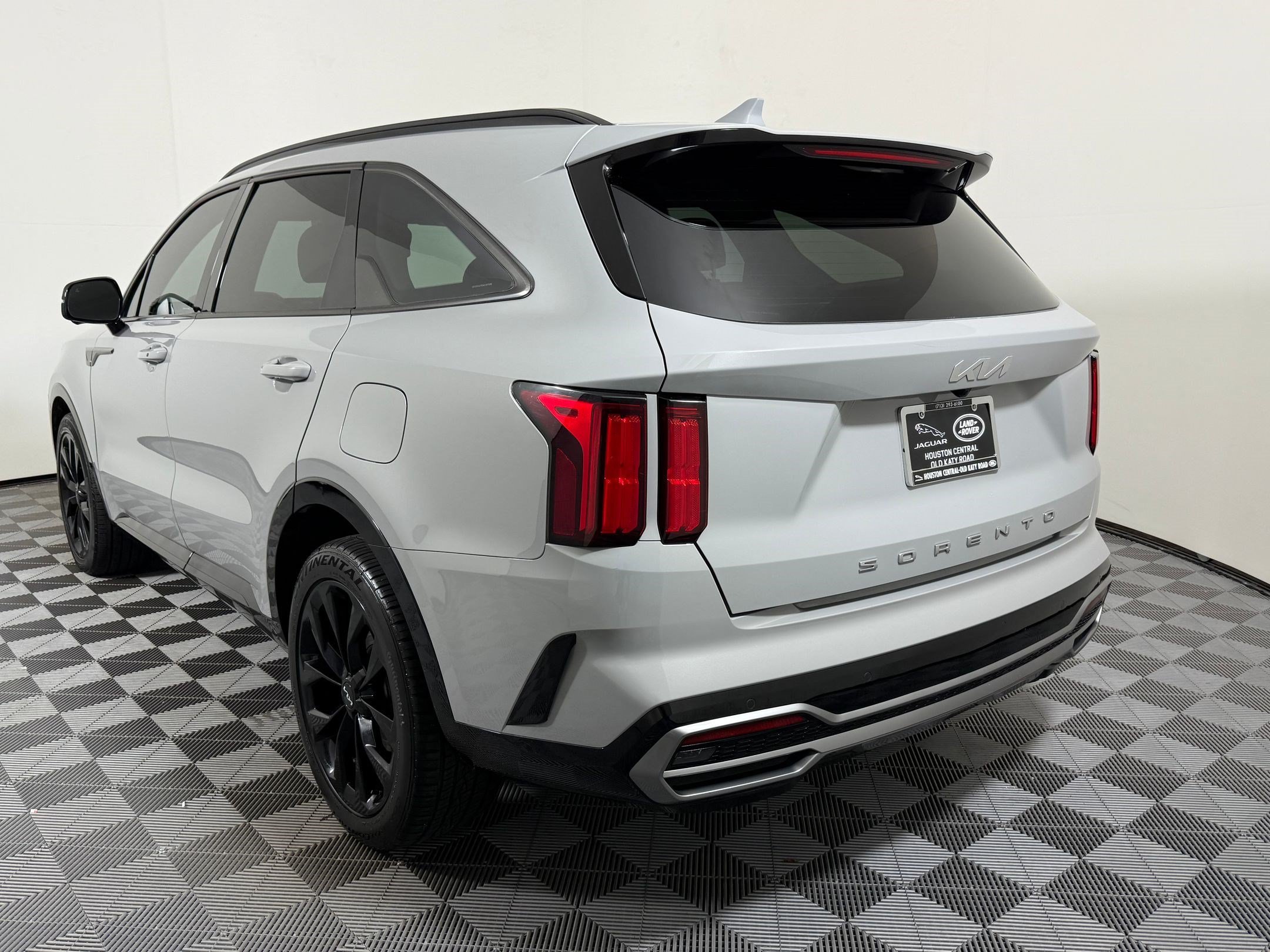 Used 2022 Kia Sorento SX FWD image 3