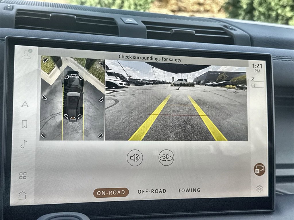 Used 2025 Land Rover Defender 110 S image 19