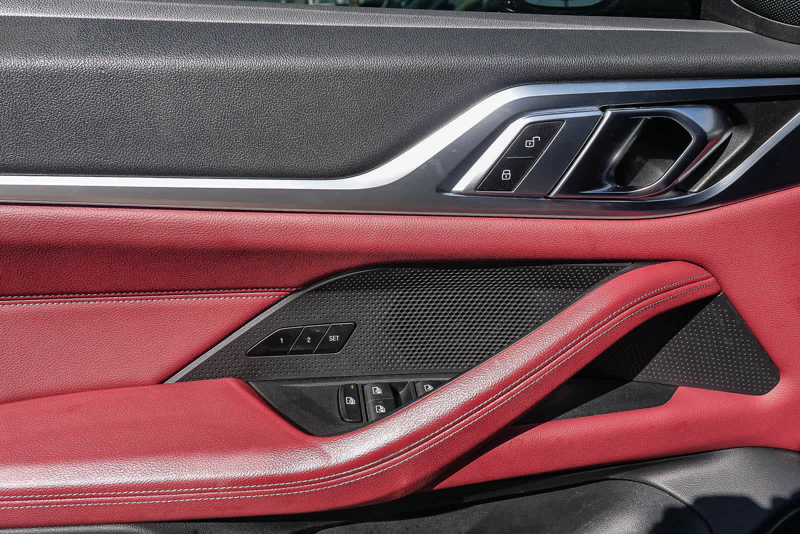 Used 2023 BMW i4 eDrive40 w/ M Sport Package image 23