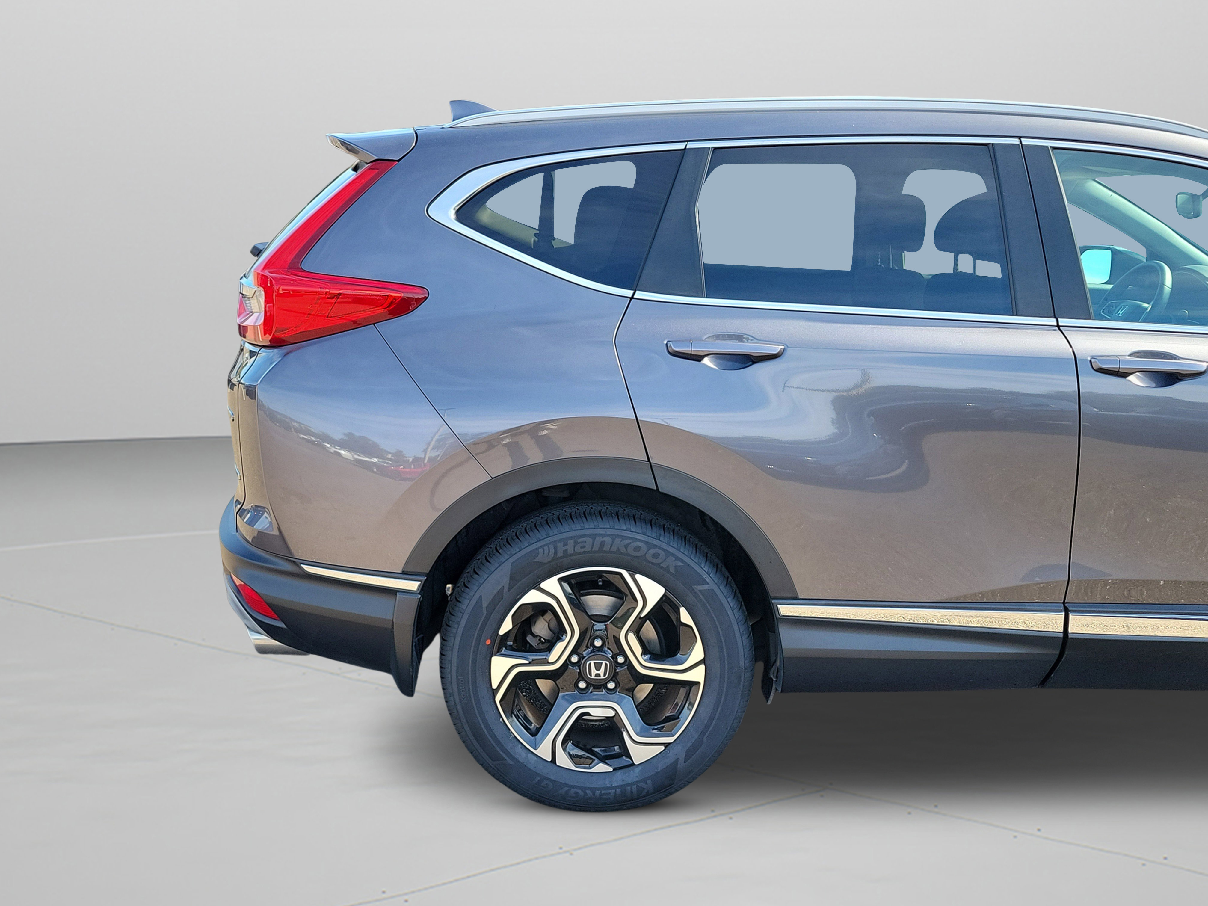Certified 2017 Honda CR-V Touring image 34