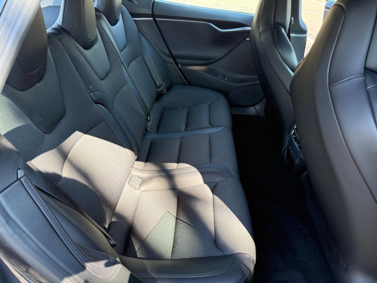 Used 2018 Tesla Model S 75D image 16