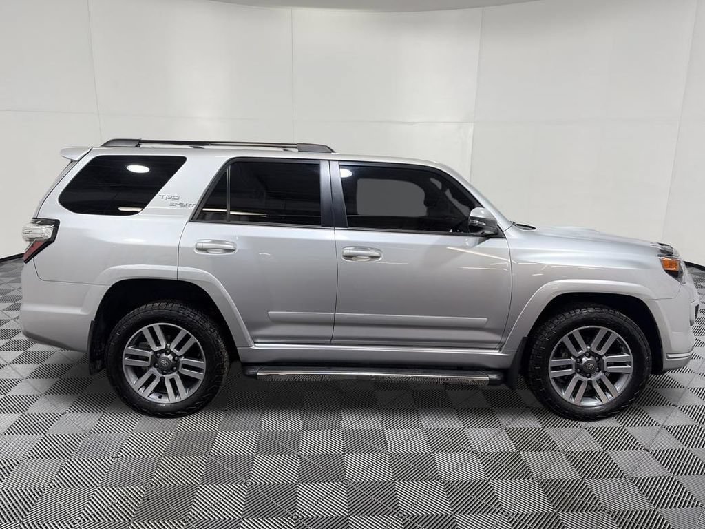 Used 2022 Toyota 4Runner TRD Sport w/ Technology Package AWD/4WD image 8