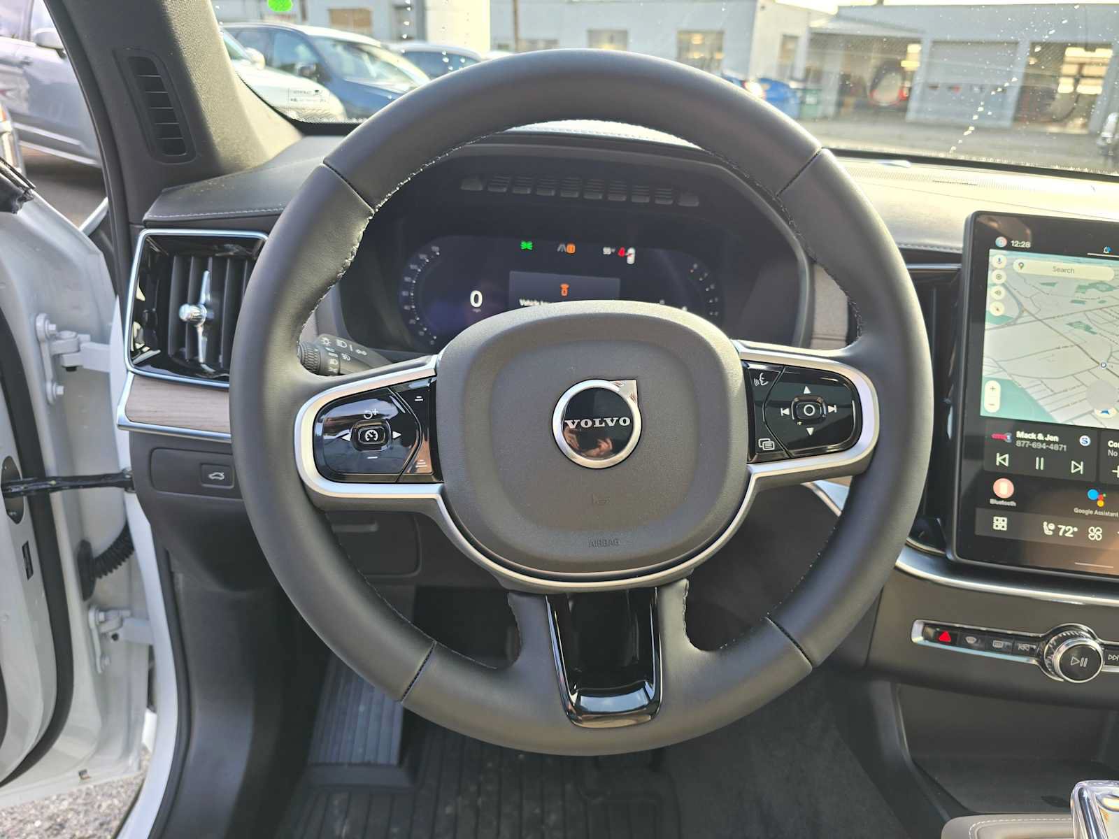 New 2026 Volvo XC90 B6 Plus w/ Protection Package Premier AWD/4WD image 31