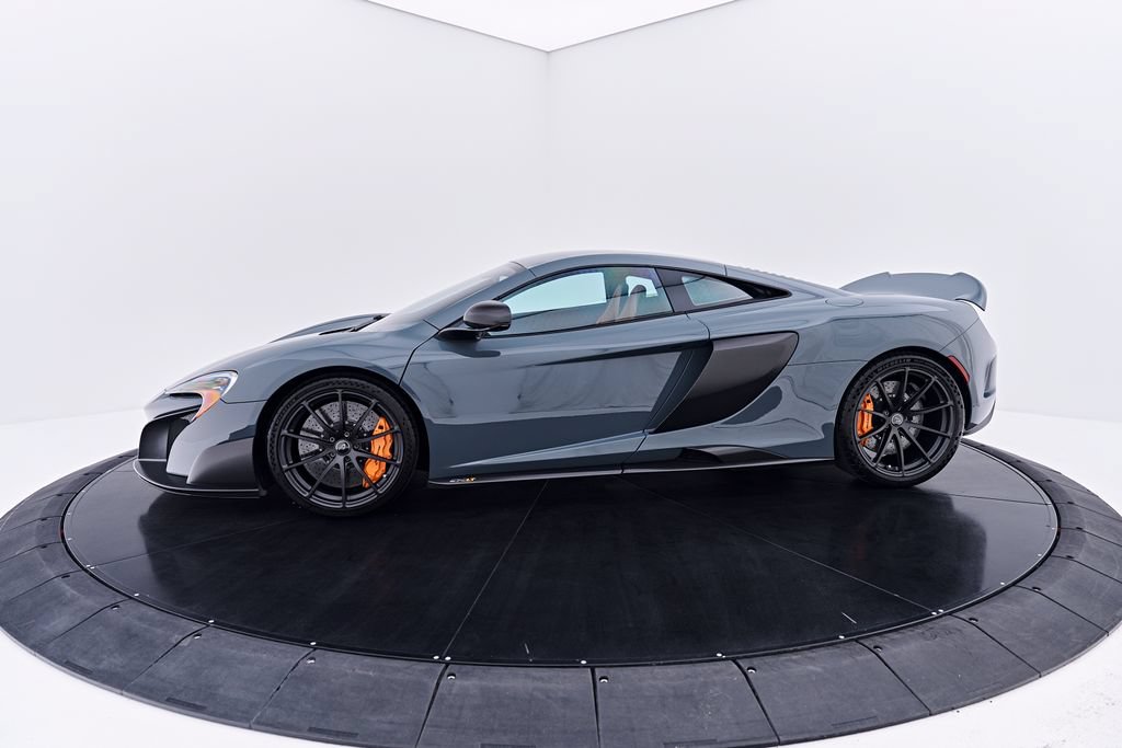 Used 2016 McLaren 675LT Coupe RWD image 20
