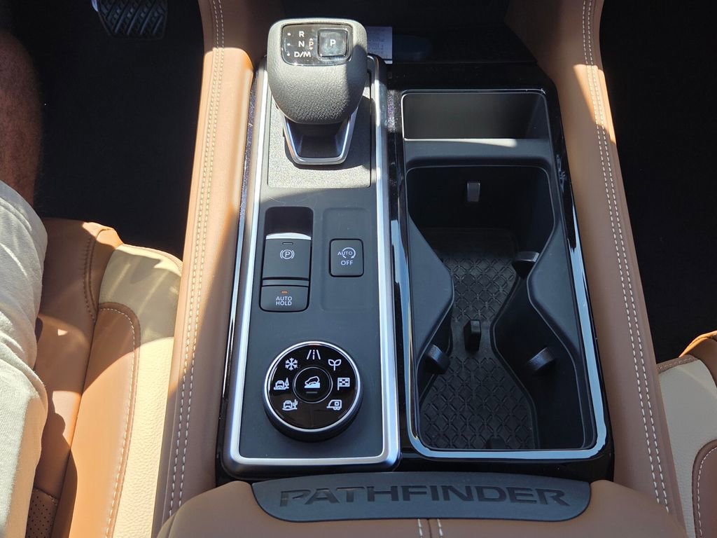 New 2026 Nissan Pathfinder Platinum AWD/4WD image 18