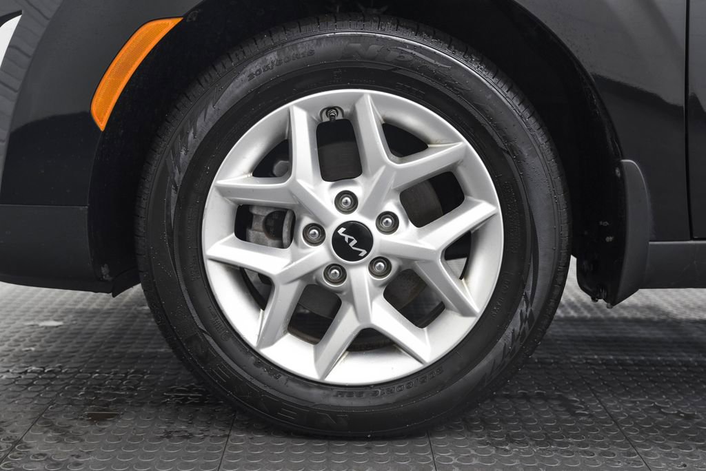 Used 2023 Kia Soul LX w/ Option Group 015 image 8