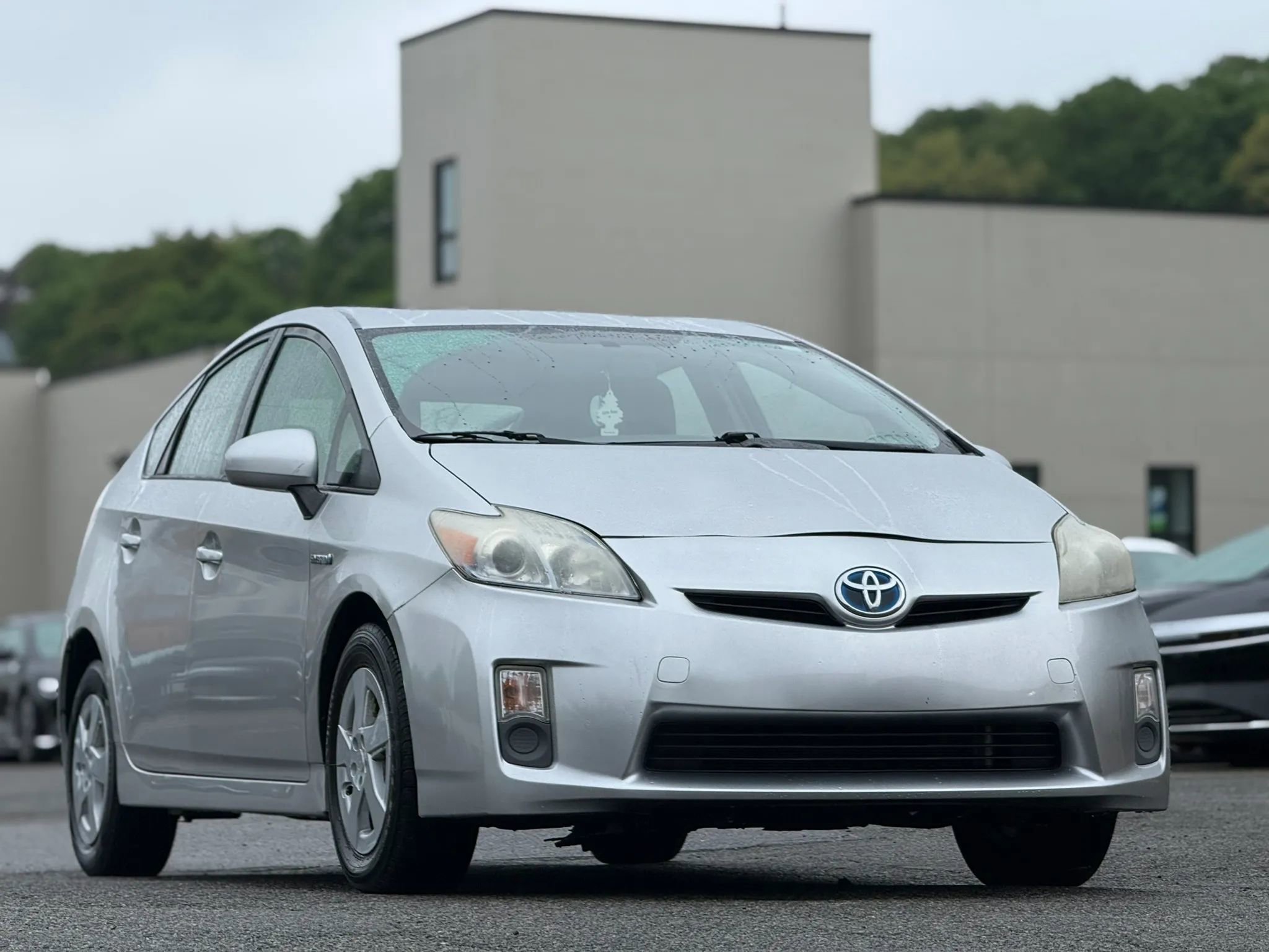 Used 2010 Toyota Prius Five FWD image 1