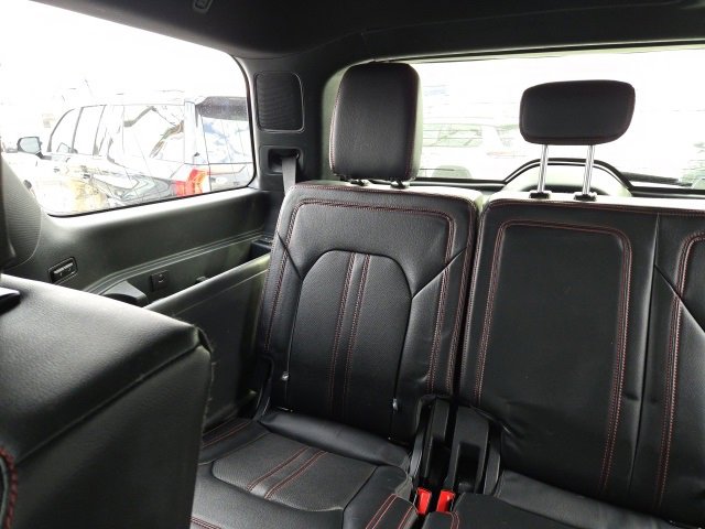 Used 2024 Ford Expedition Limited image 96