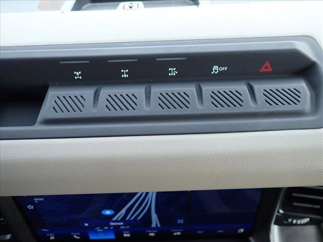 Used 2023 Ford Bronco Wildtrak image 23