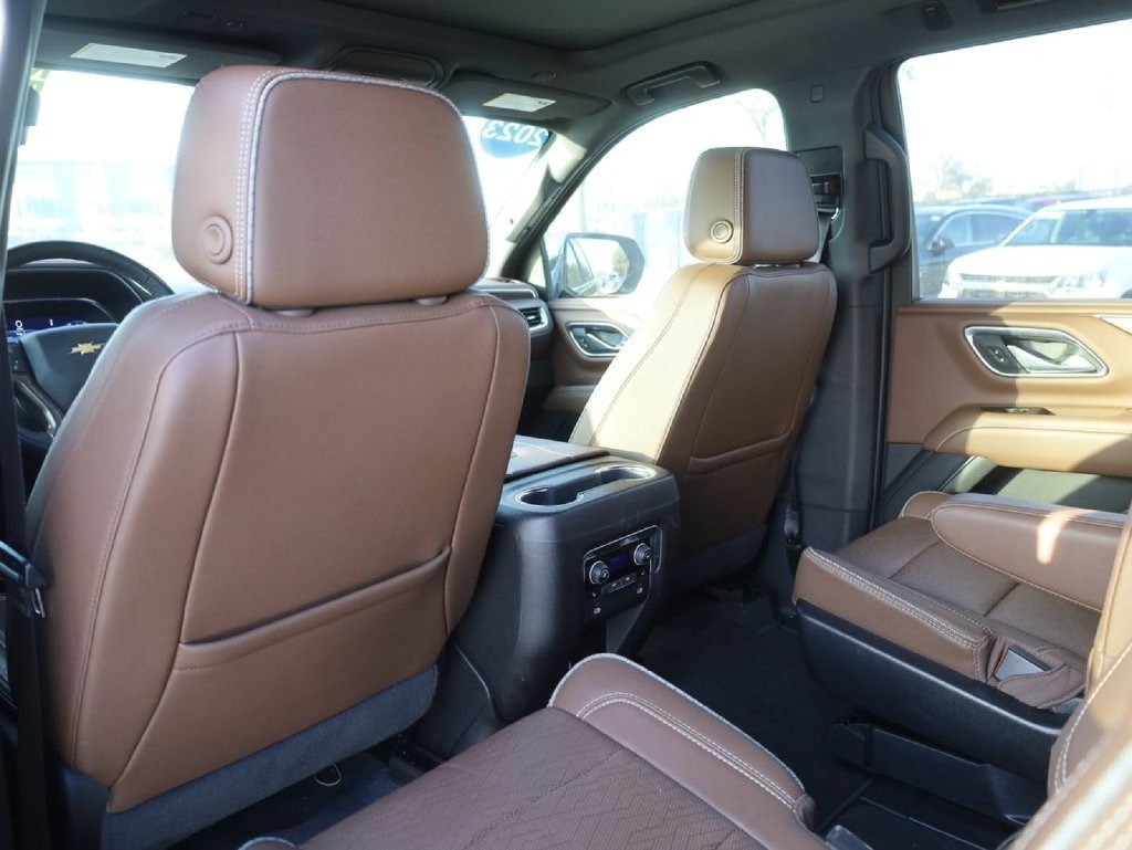 Used 2023 Chevrolet Tahoe High Country AWD/4WD image 29