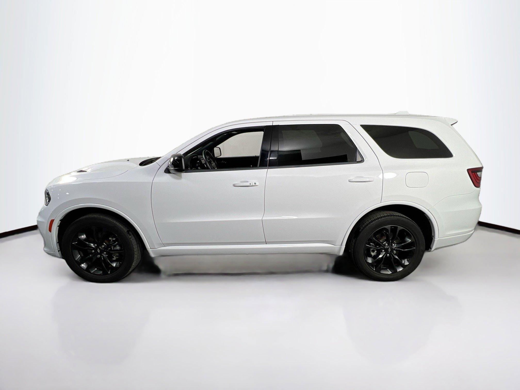 Used 2022 Dodge Durango GT w/ Blacktop Package image 8