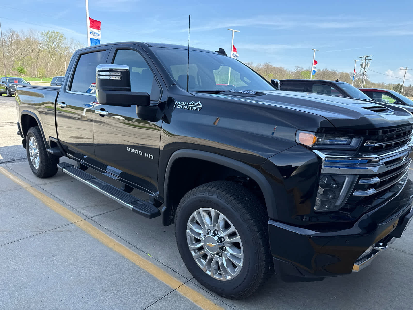Used 2022 Chevrolet Silverado 2500 High Country image 3