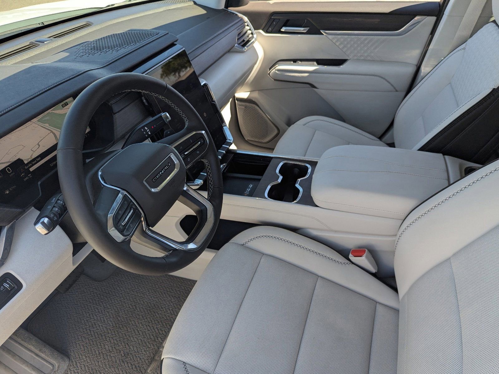 Used 2026 GMC Acadia Denali image 22