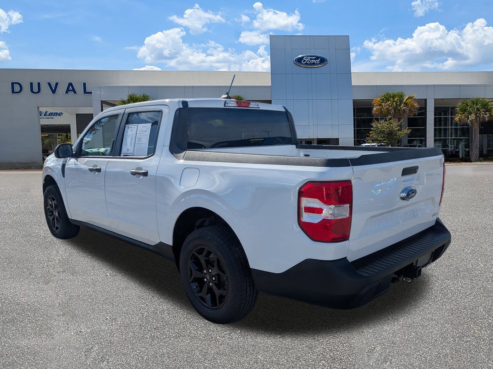 Used 2022 Ford Maverick XLT w/ Equipment Group 300A Standard image 6