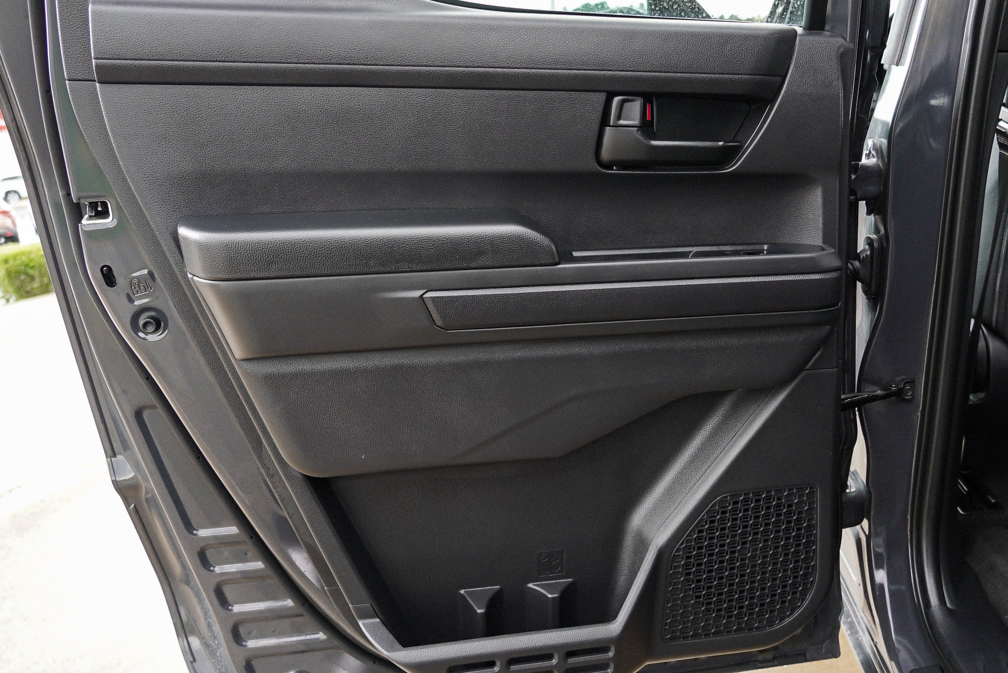 Certified 2025 Toyota Tacoma SR5 AWD/4WD image 23