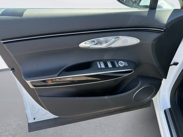 Used 2025 Genesis GV70 2.5T AWD/4WD image 19